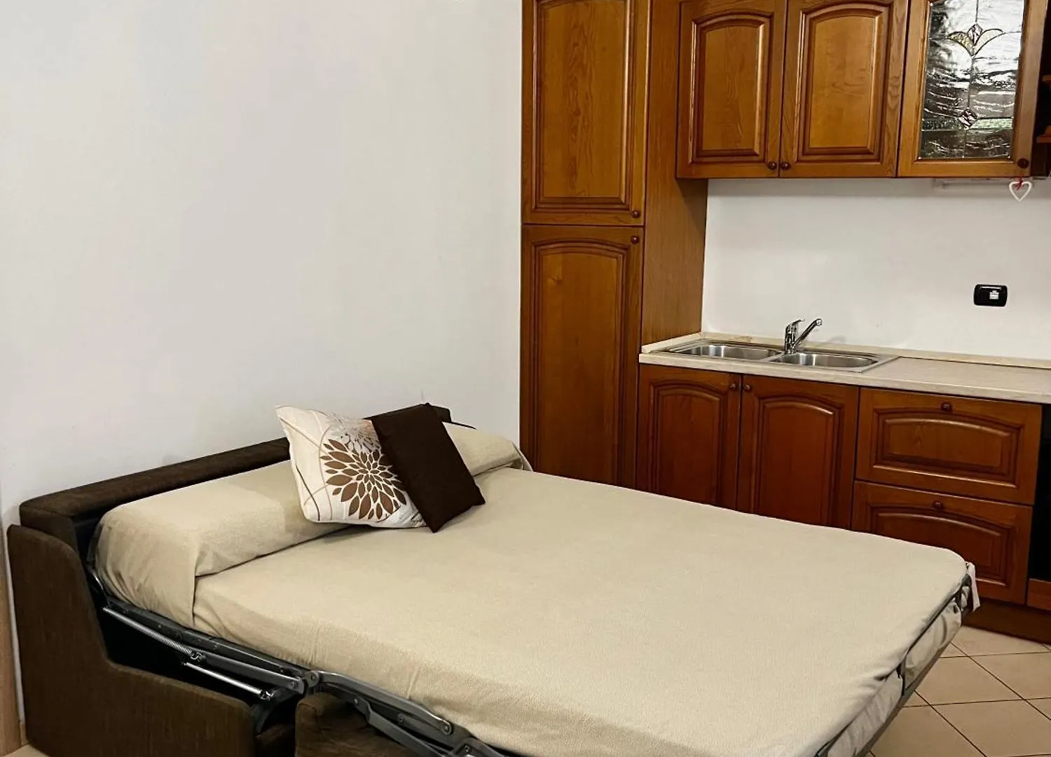 Rossi Lake Family Oliveto Lario 0*,  إيطاليا